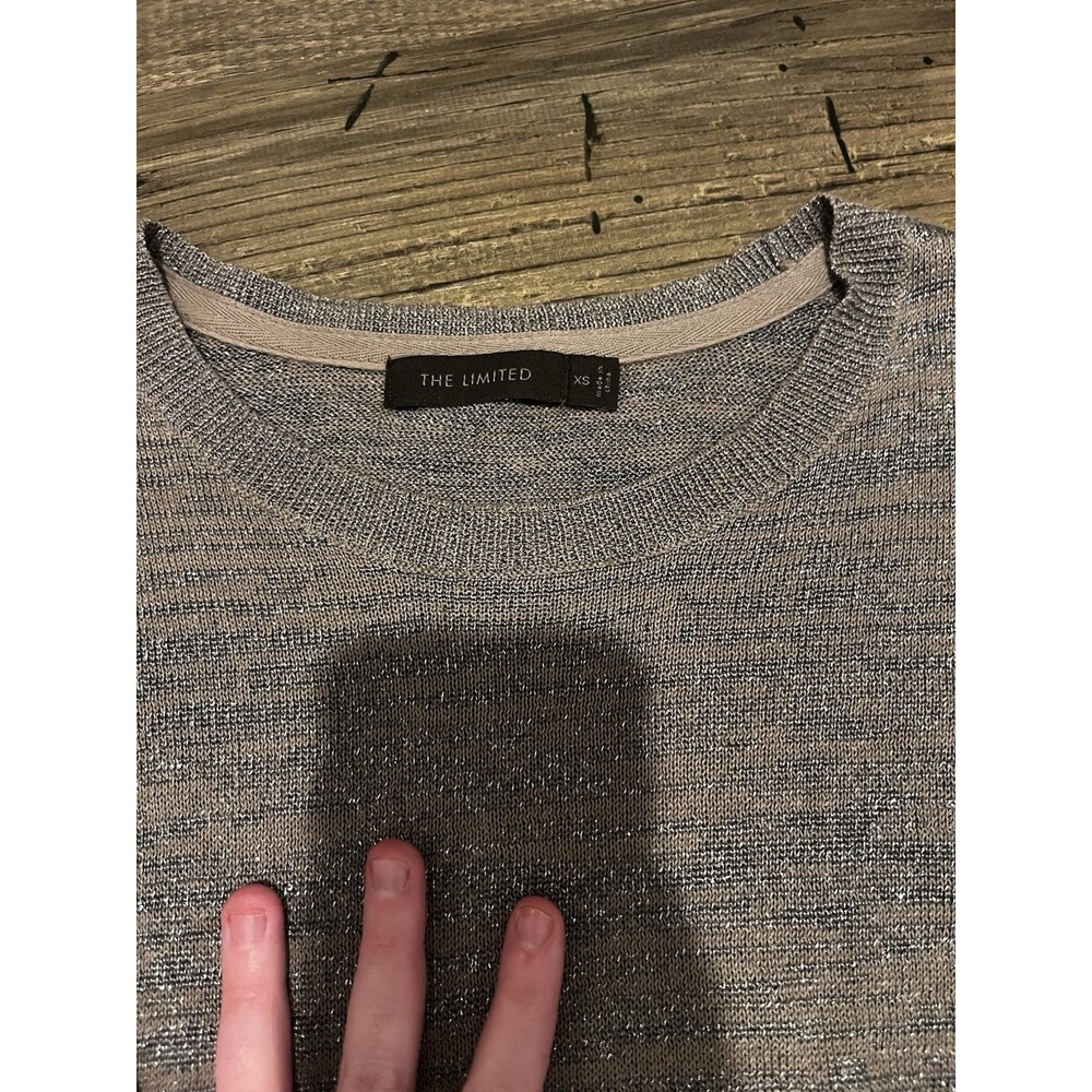The Limited Heathered Gray Crew Neck Light Sweater - Picture 2 of 8